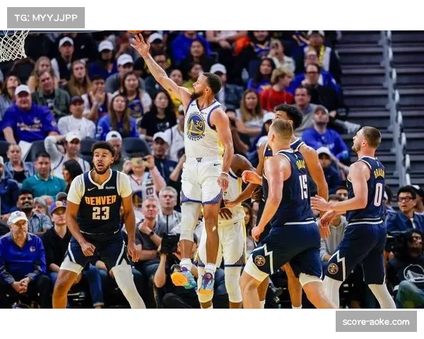 勇士“3-4奔袭”战术演变史,科尔临场调度再现经典战术 勇士“3-4奔袭”战术演变史,科尔临场调度再现经典战术